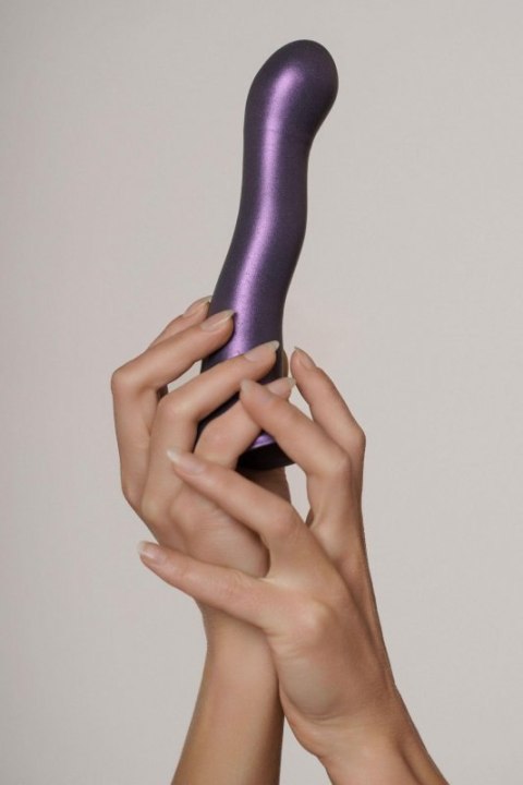 Ultra Soft Silicone Curvy G-Spot Dildo - 7'' / 17 cm Ultra Soft Silicone Curvy G-Spot Dildo - 7'' / 17 cm